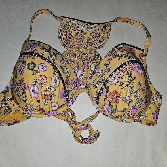 Time & Tru Gold Flowery 2pc Swim Suit  size L 12-14   "V" - Picture 2 of 7